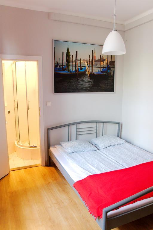 Tramp Aparthostel Krakow Room photo