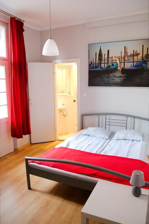 Tramp Aparthostel Krakow Room photo