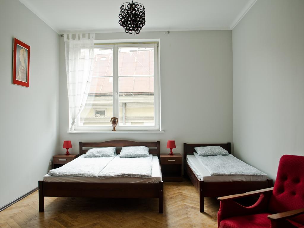 Tramp Aparthostel Krakow Exterior photo